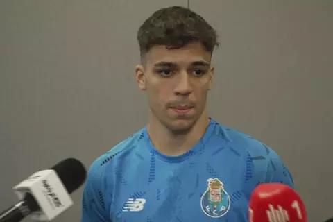 لاعب بورتو: من الصعب التغلب على الأهلي.. المباراة لن تكون سهلة